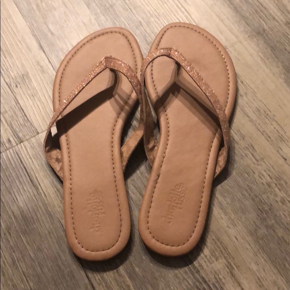 rose gold sparkly flip flops